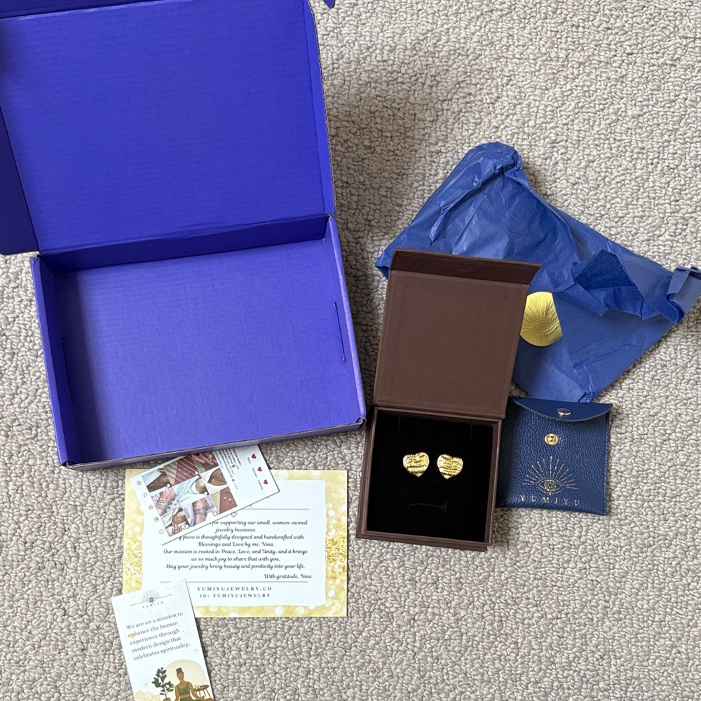 YUMIYU Heart Earrings Gold Filled - Picture 3 of 7